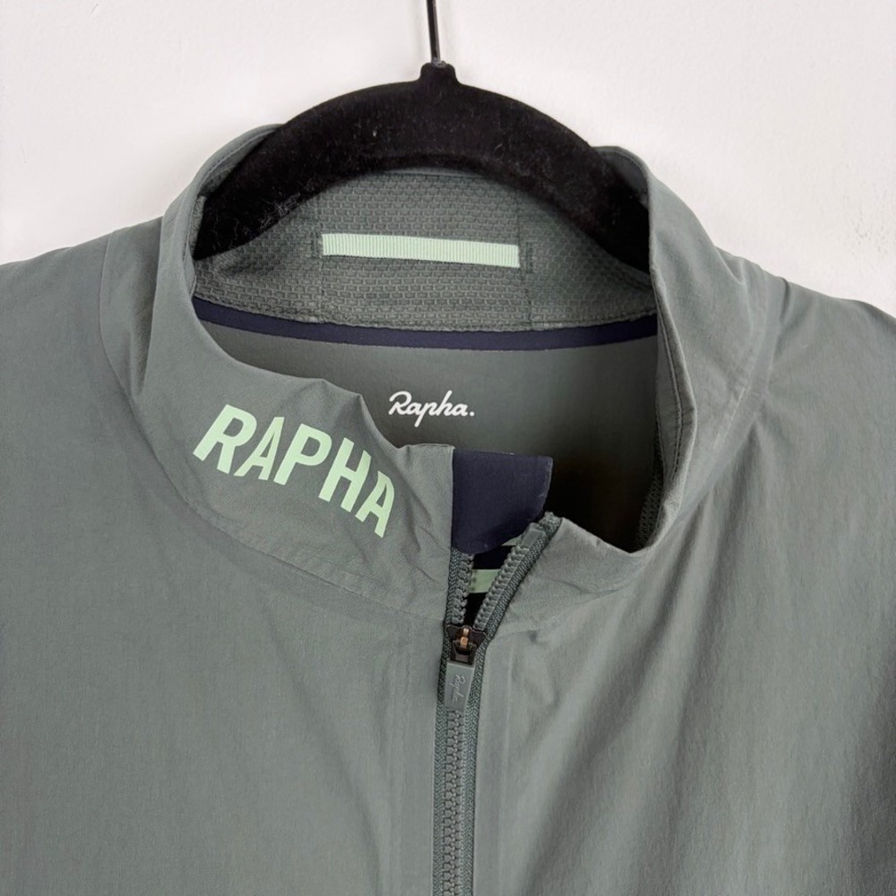 Rapha Pro Team Lightweight Shadow Jacket Green Cycling Long Sleeve Zip FLAWS XL - Picture 2 of 16